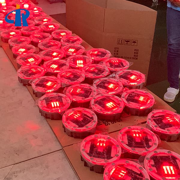 Red Glass Solar Reflective Pavement Markers In Korea